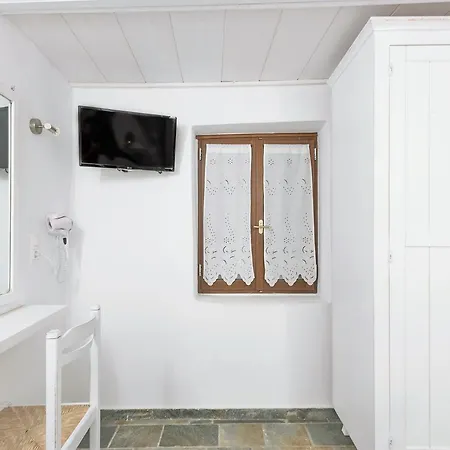 Thymianos Apartament *